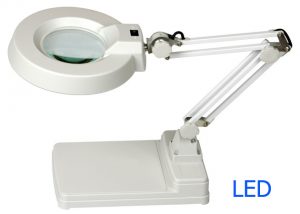 โคมไฟแว่นขยายตั้งโต๊ะ LED 5x Swing