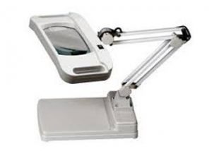 โคมไฟแว่นขยายเลนส์เหลี่ยมตั้งโต๊ะ5x